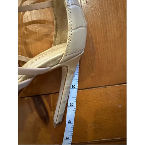 Women's Schutz Heels Size 7.5B Light Wood - Picture 4 of 11